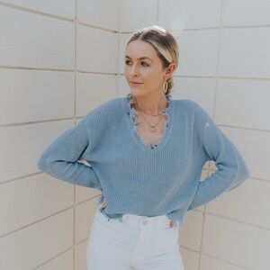 Le Lis Blue Distressed V-Neck Fringed Cropped Sweater